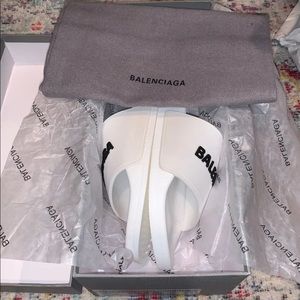 Balenciaga pool slides